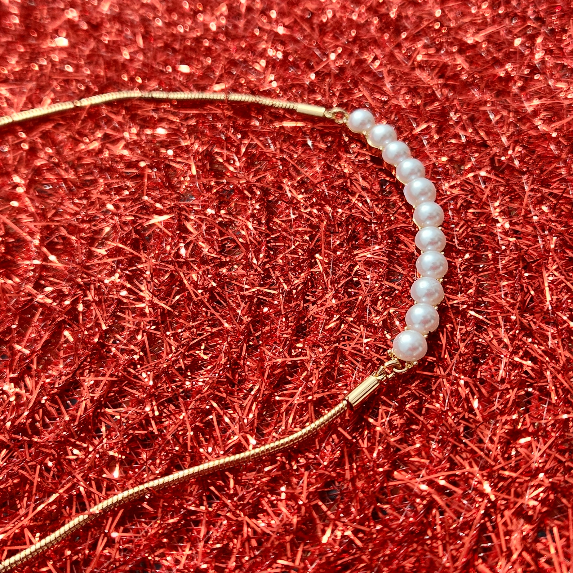 NwtVince Camuto Elegant Gold Necklace With Pearl Accents 33$
